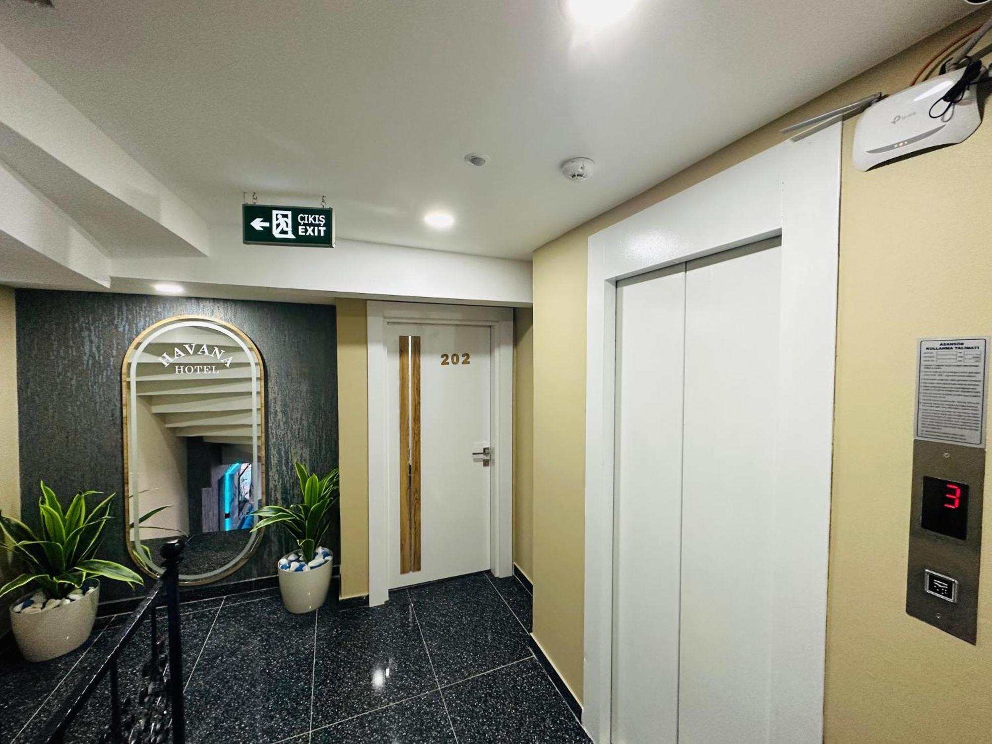 Taksim Havana Hotel Suites Istanbulská provincie Exteriér fotografie